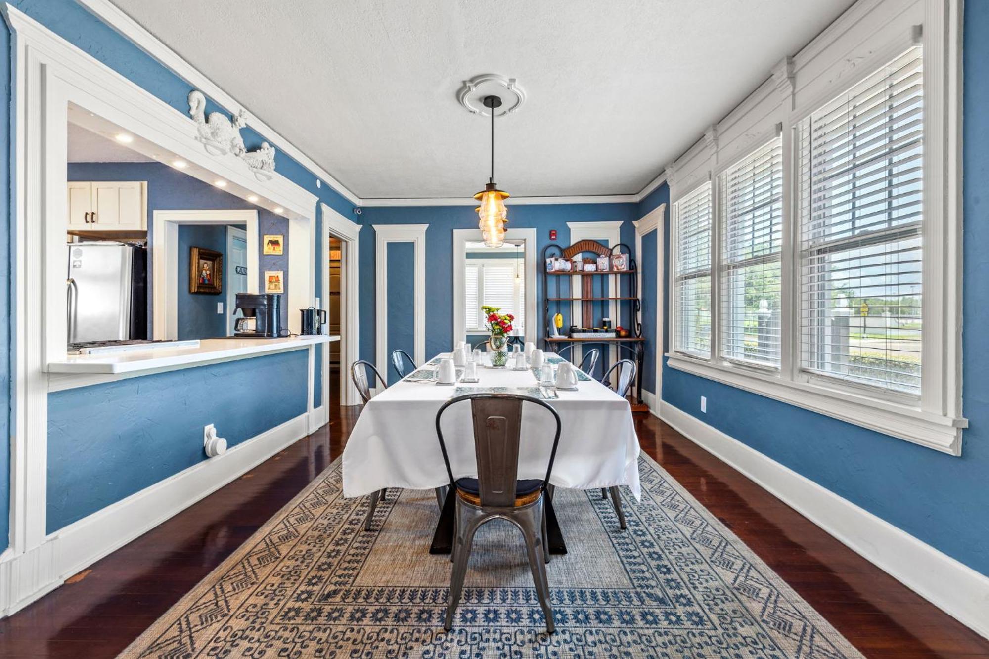 The Kenwood Gables Bed & Breakfast St. Petersburg Luaran gambar