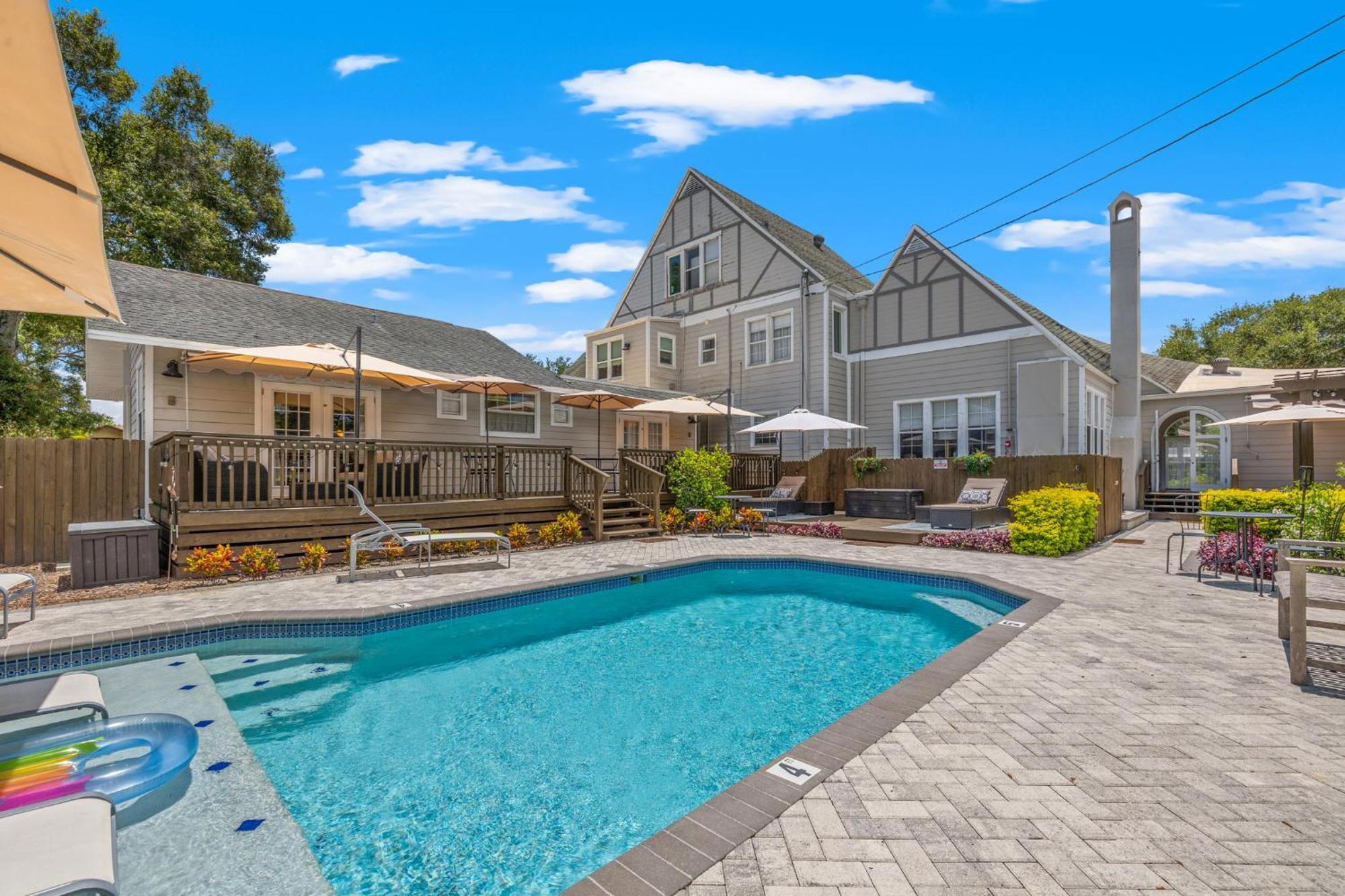 The Kenwood Gables Bed & Breakfast St. Petersburg Luaran gambar