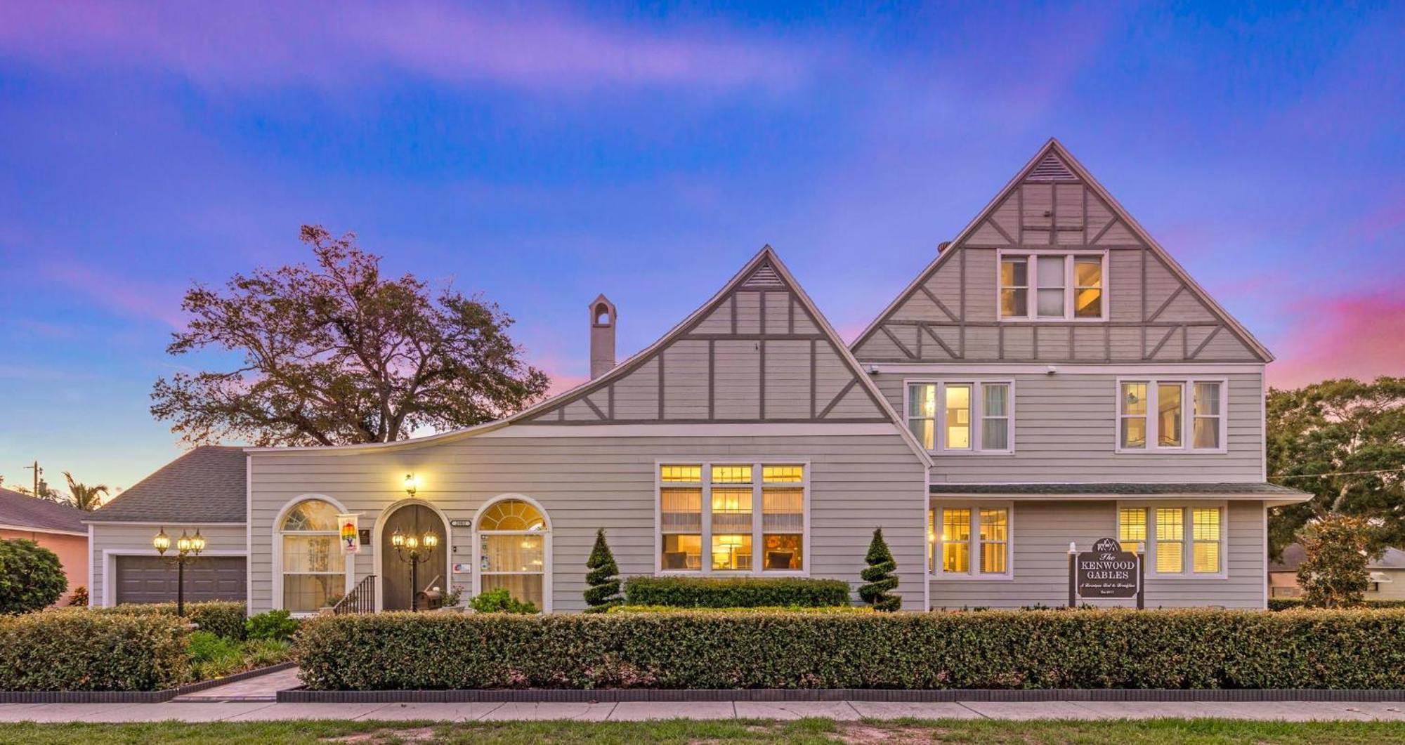 The Kenwood Gables Bed & Breakfast St. Petersburg Luaran gambar