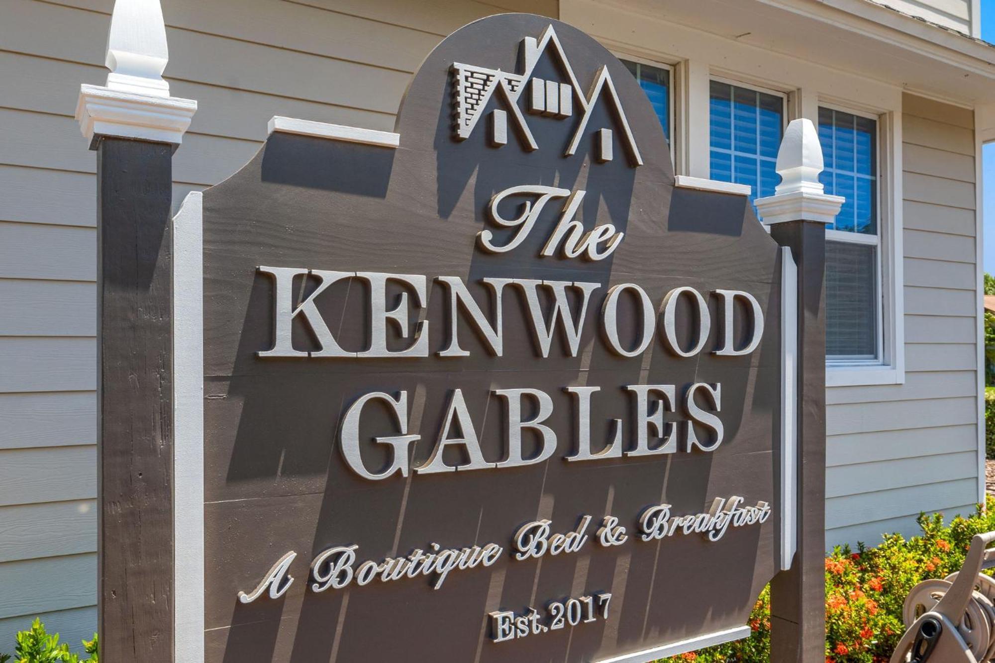 The Kenwood Gables Bed & Breakfast St. Petersburg Luaran gambar