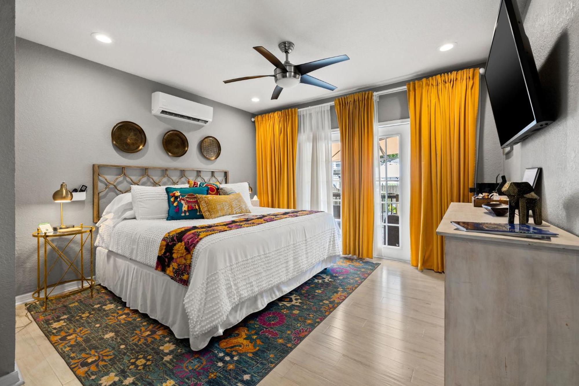 The Kenwood Gables Bed & Breakfast St. Petersburg Luaran gambar